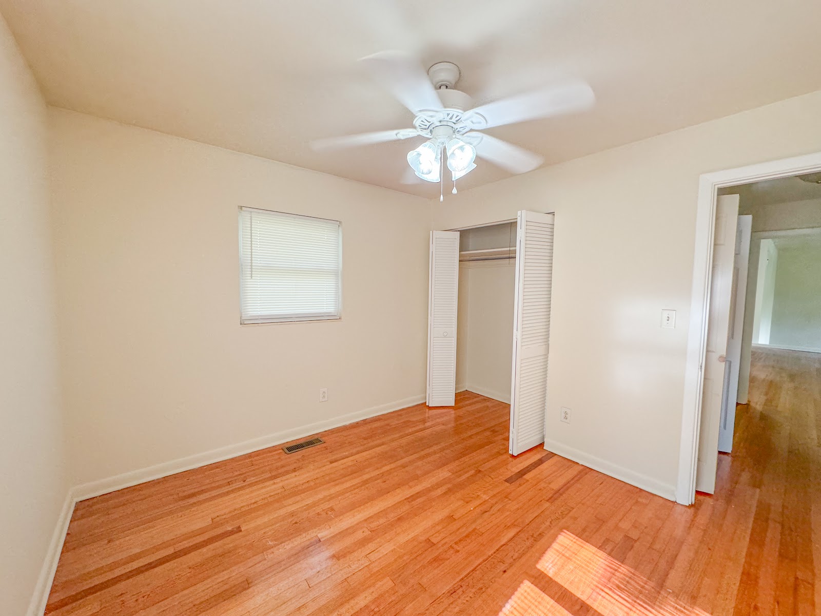 1820 Mayhew Street — 3BR