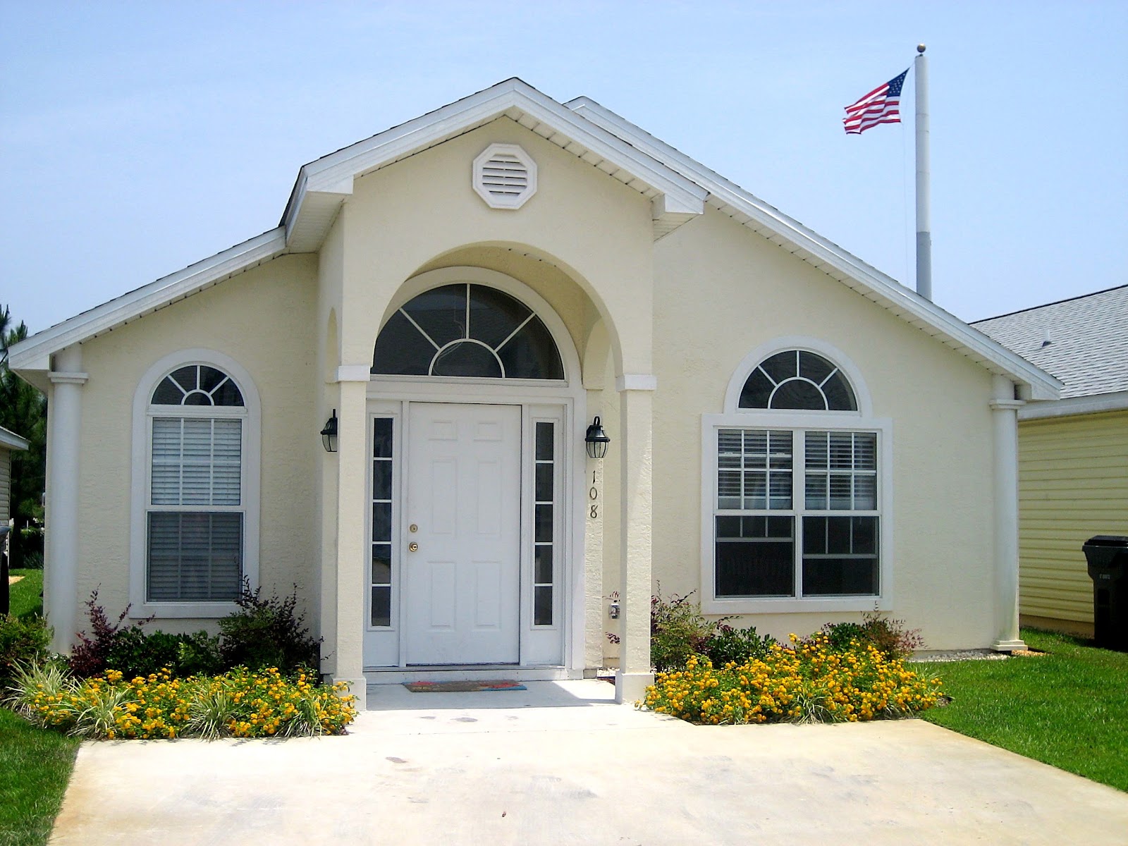 108 White Cap Way — 3BR