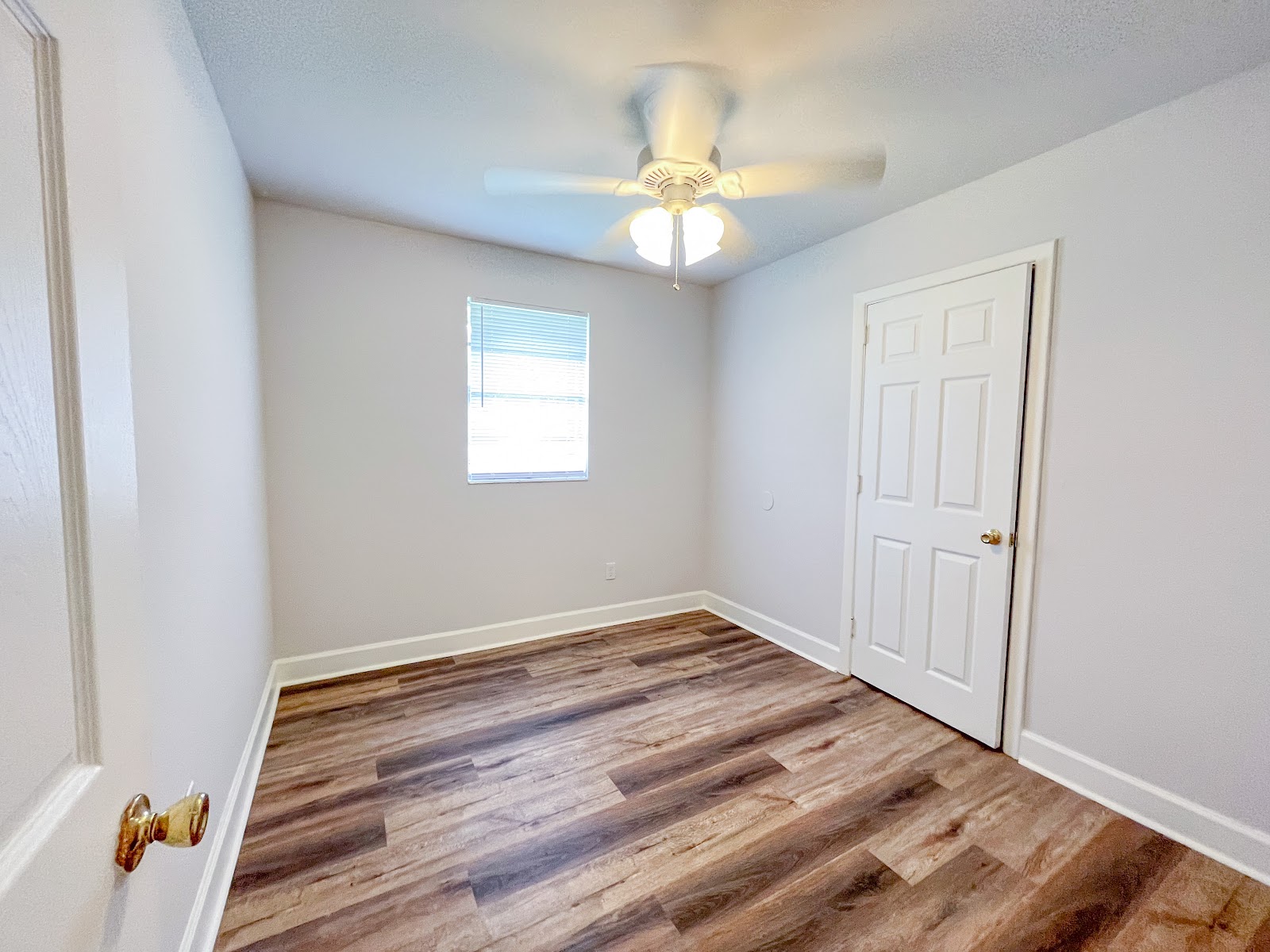 2119 Melanie Drive — 3BR